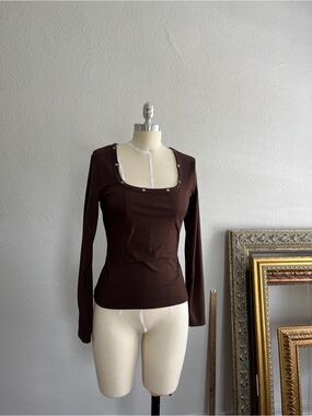 Brown Grommet Neck Long Sleeve Top